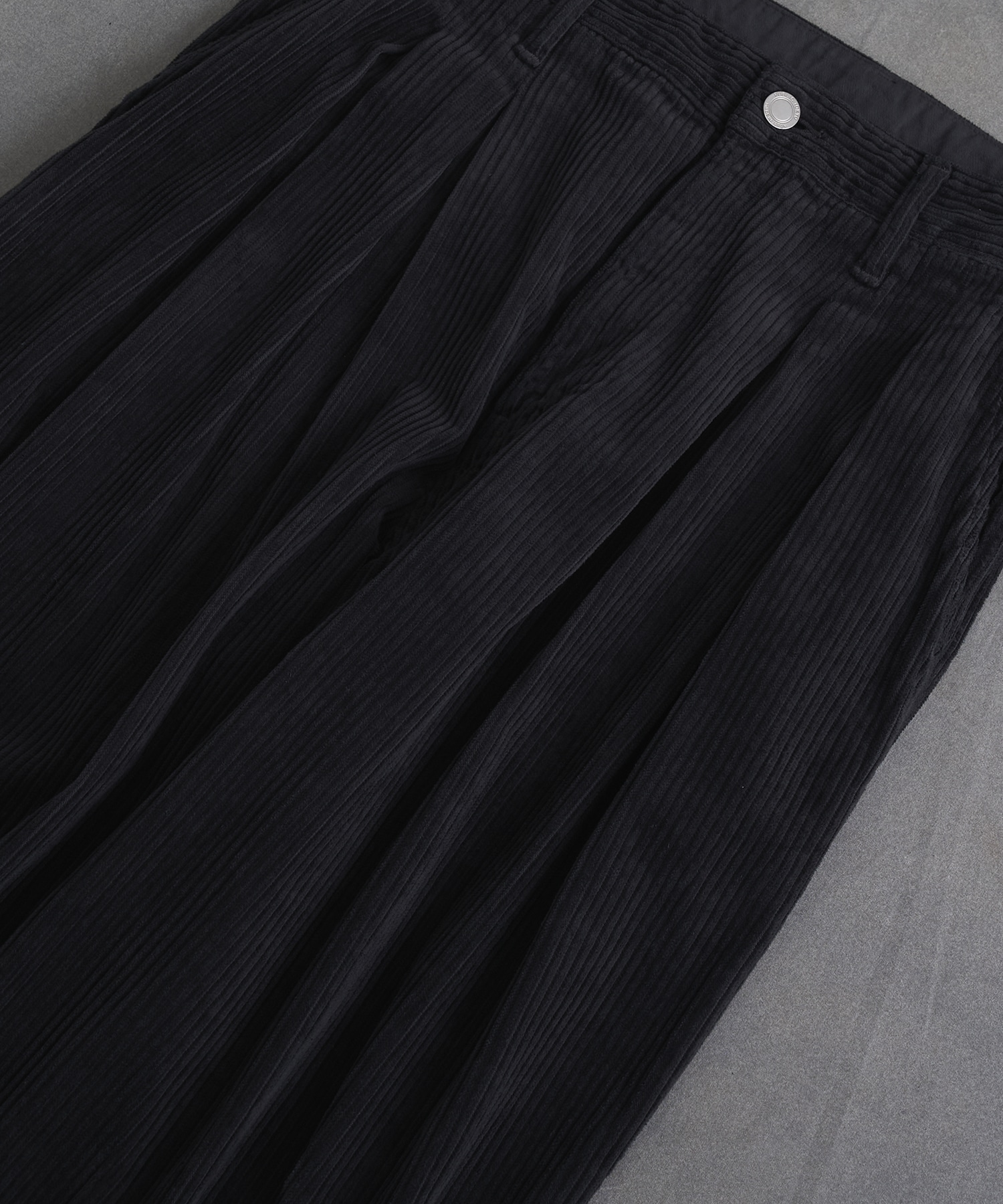 ガーメントダイコーデュロイバギー