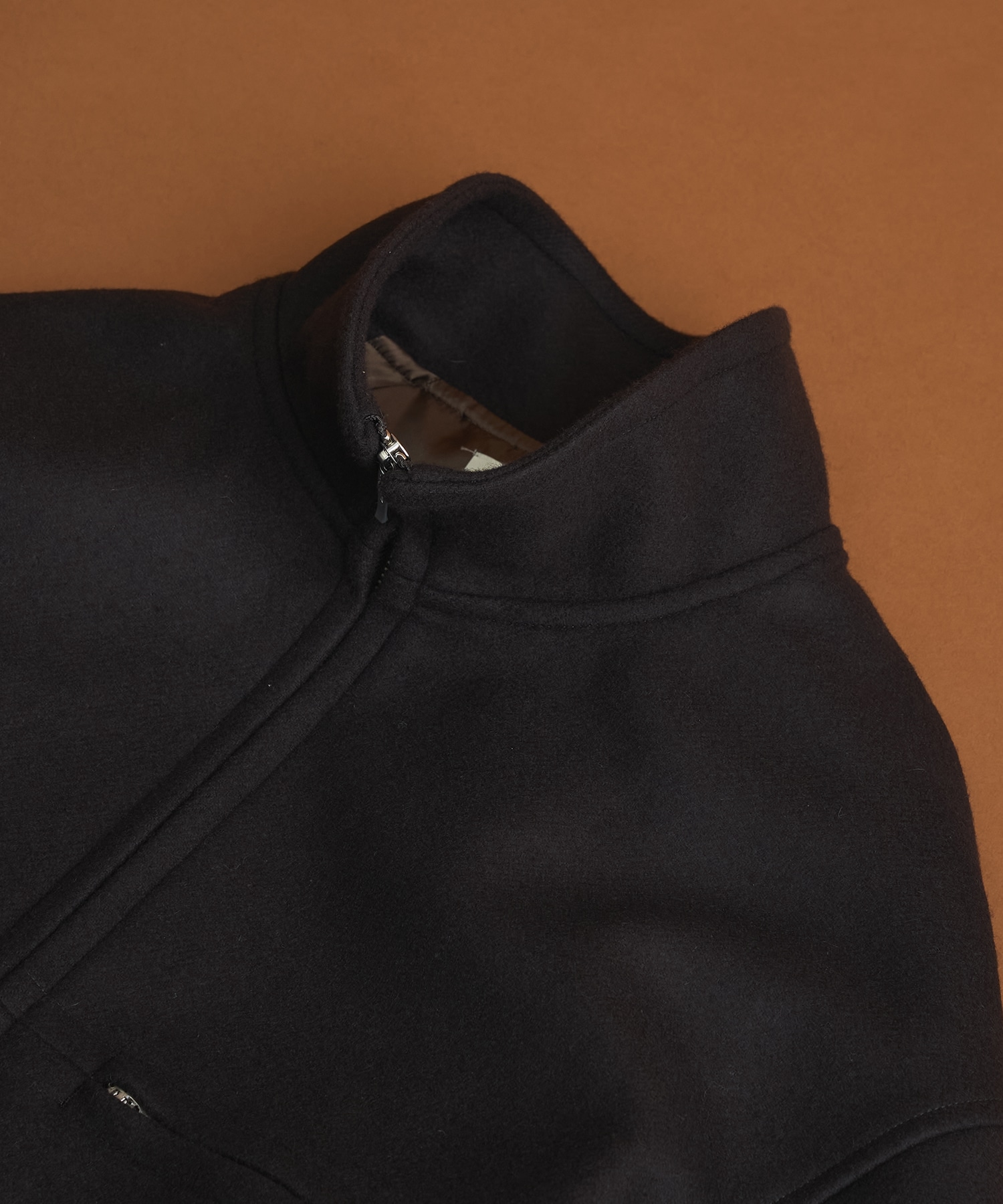 Super140sメルトンスタンドジップBL