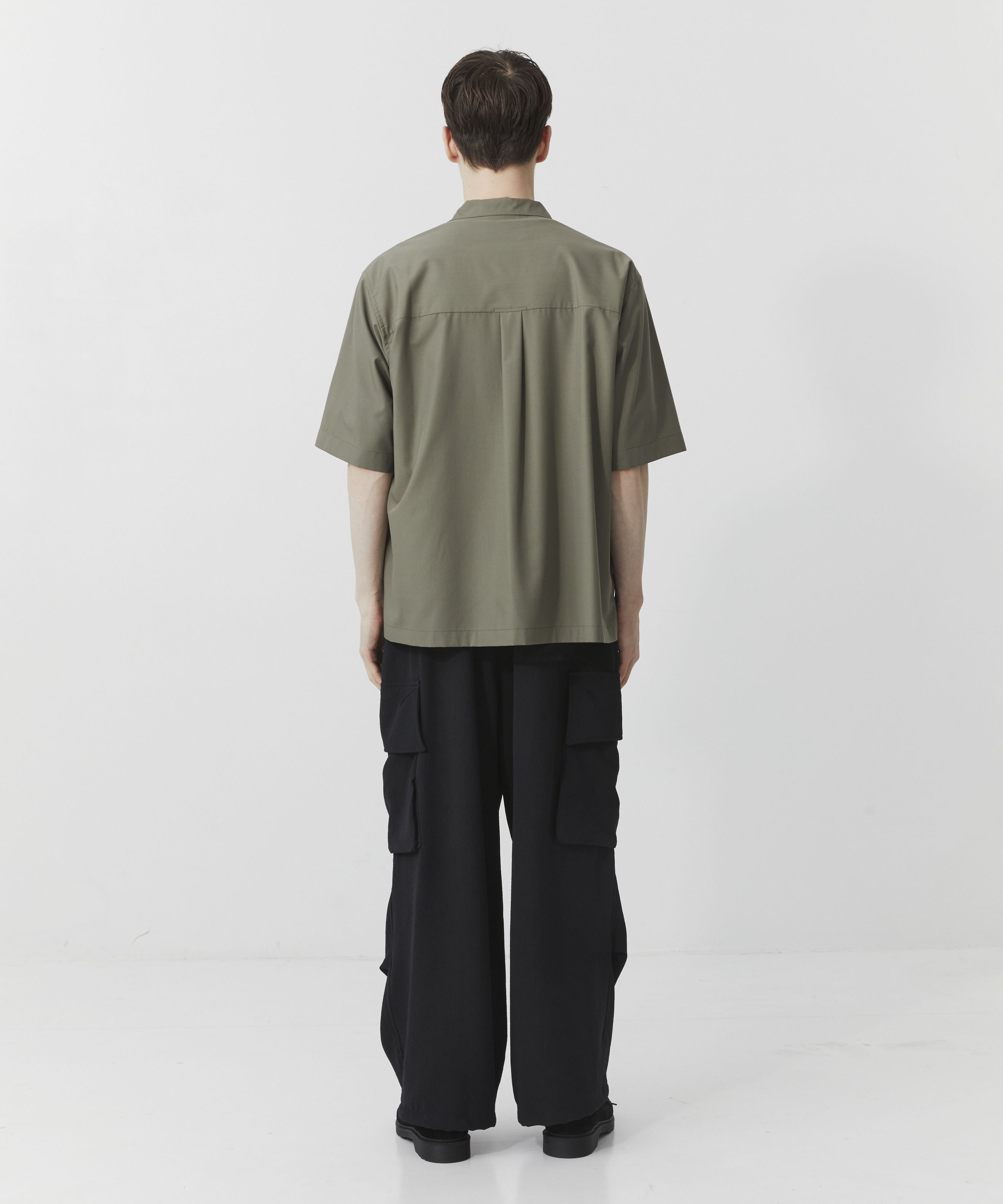 シルキータッチオープンカラーシャツ