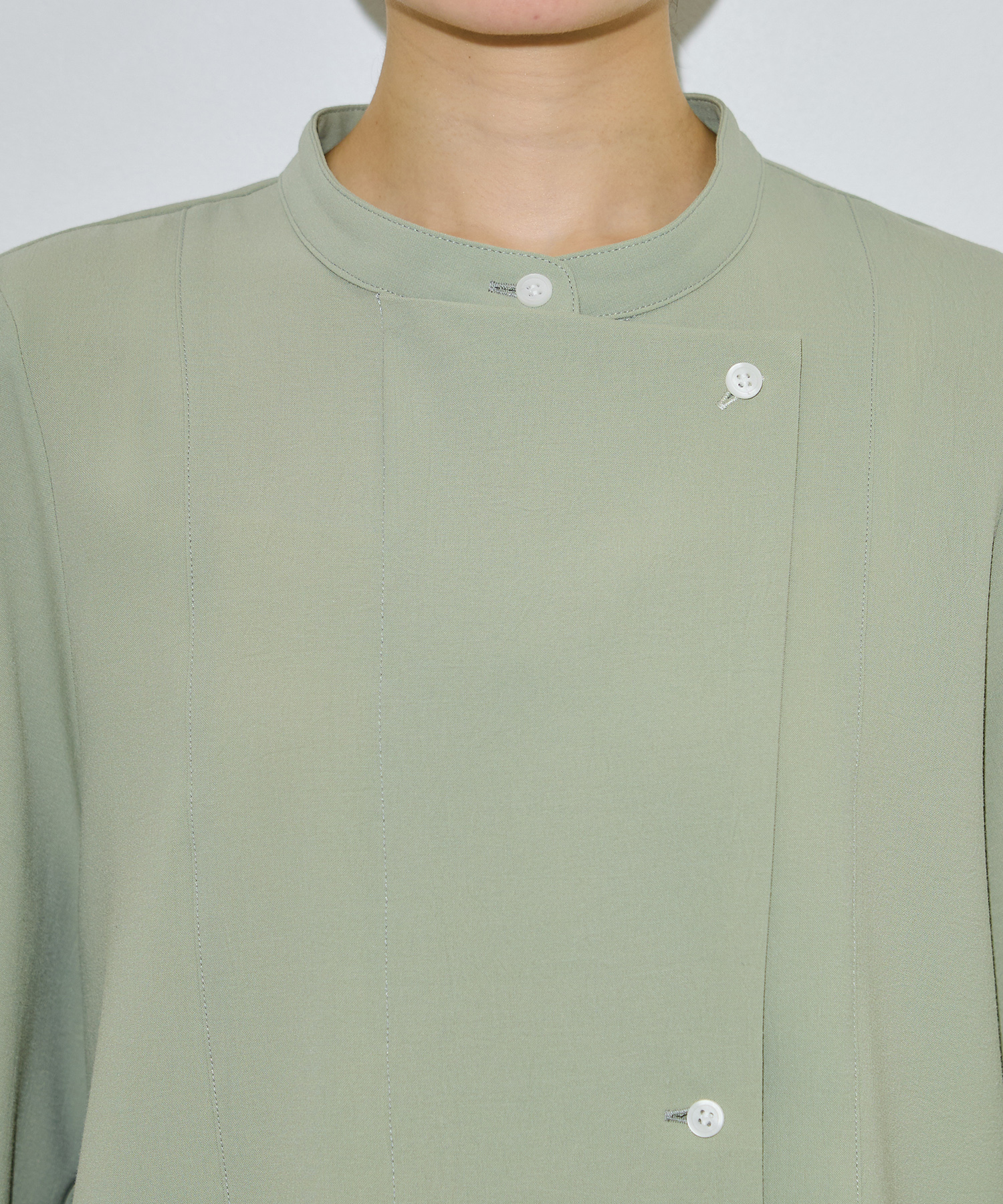 ターンバックバンドカラーシャツ