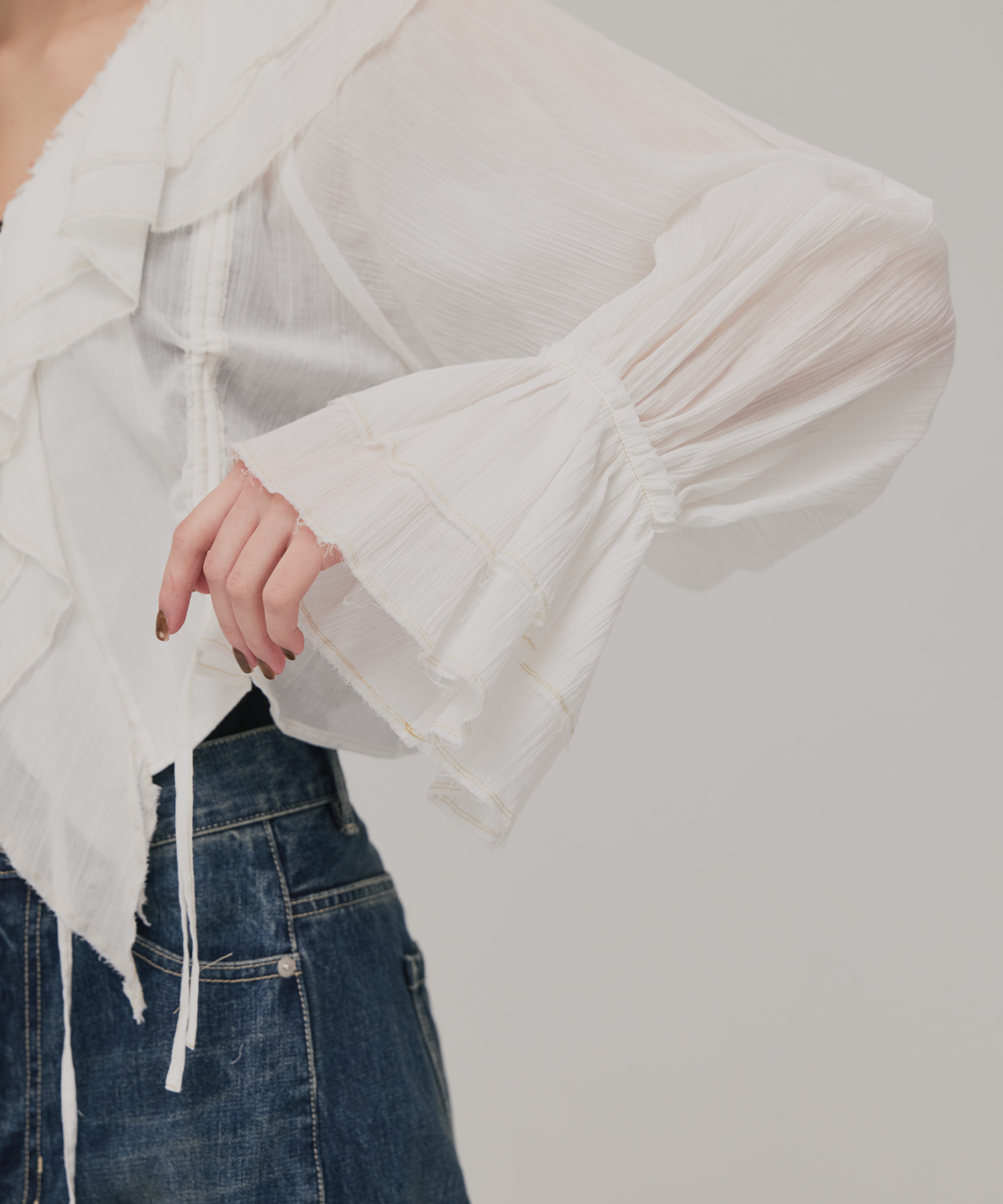 ラッフルカラーギャザーブラウス