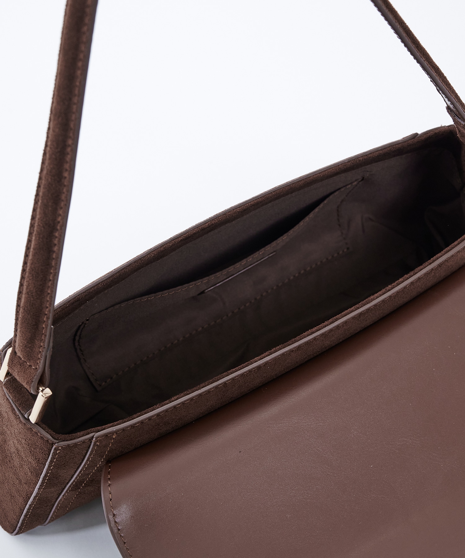 エコスウェードフラップBAG