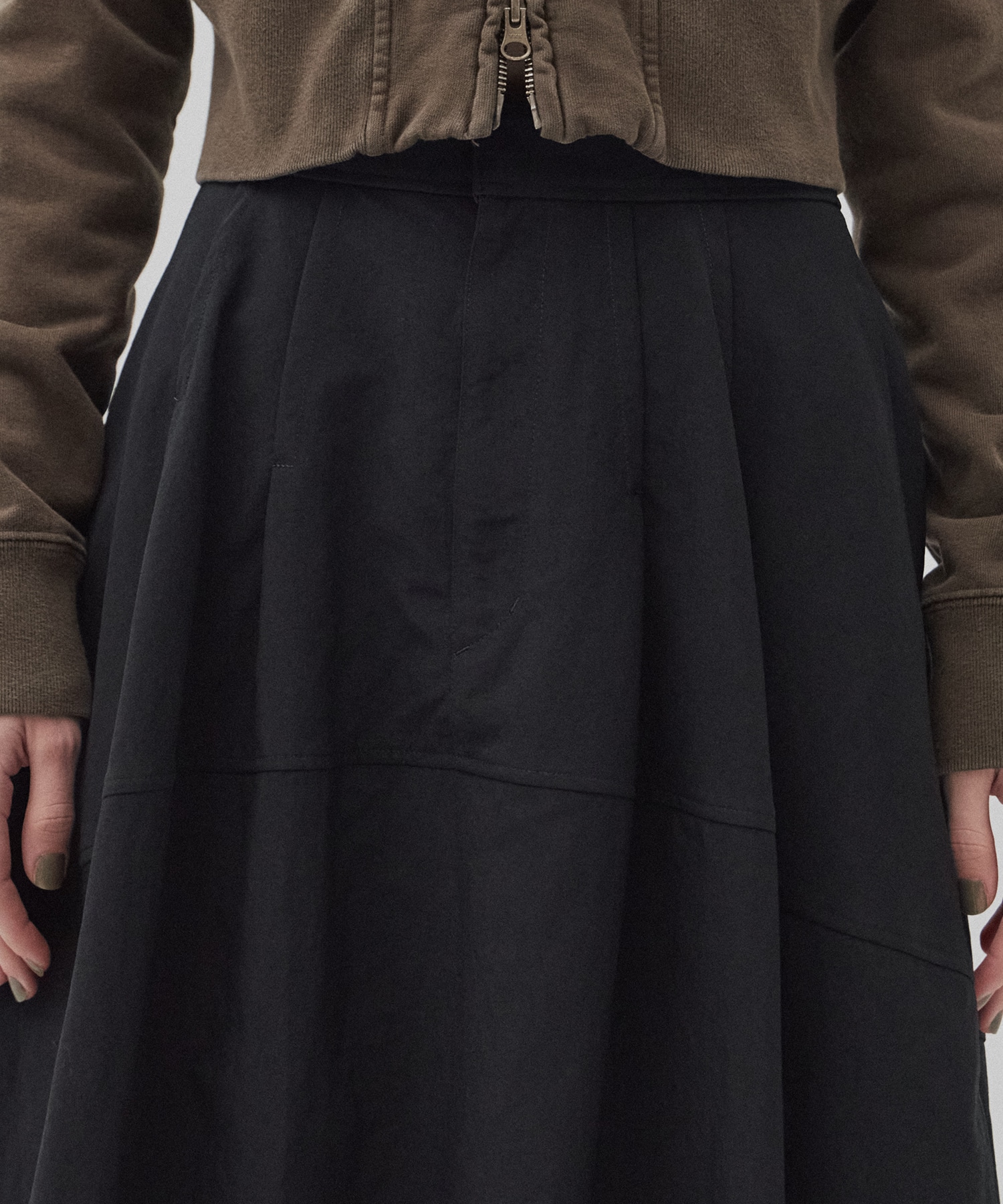 スカルプトカーブスカート