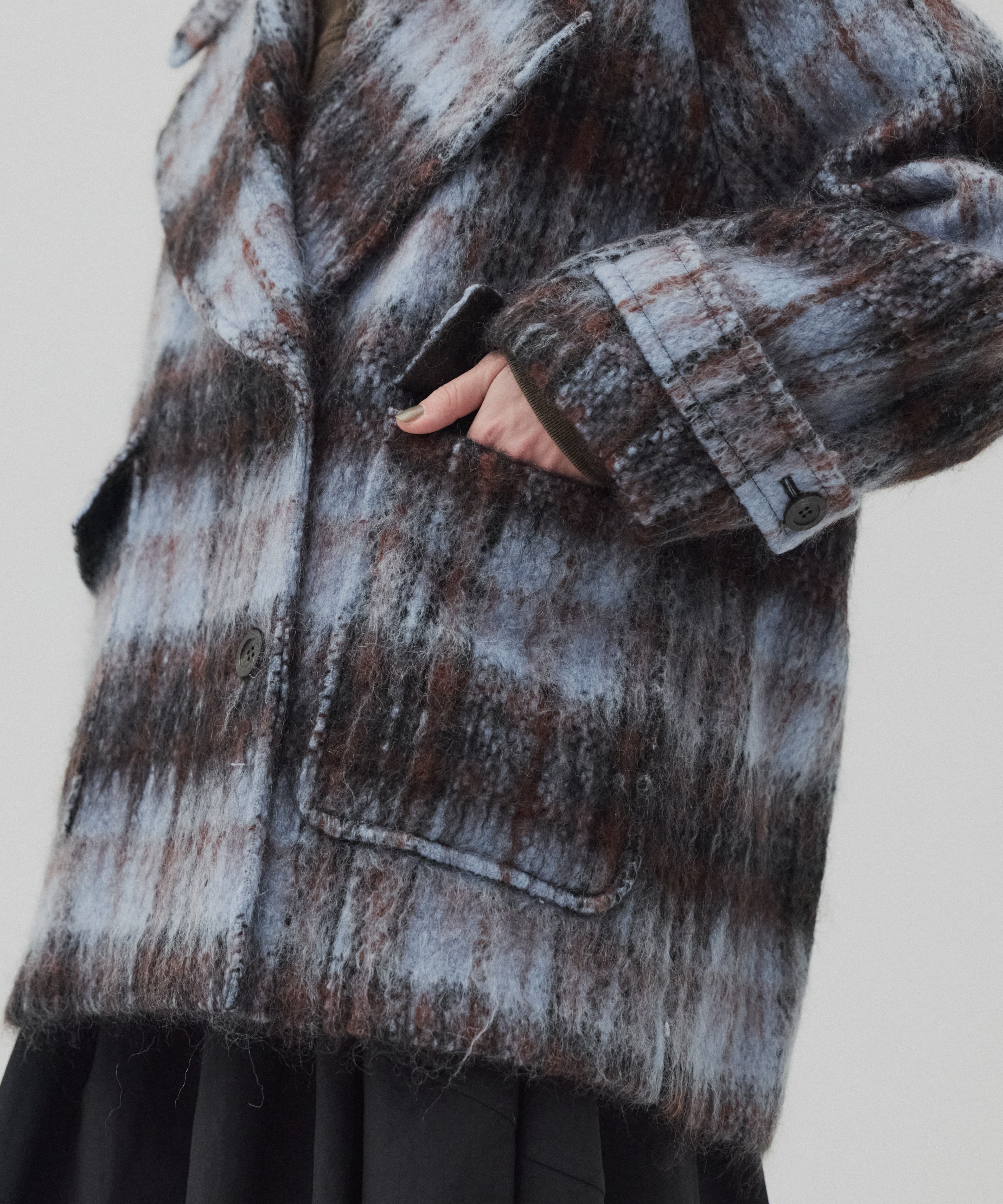 ワイドラペルチェックコート