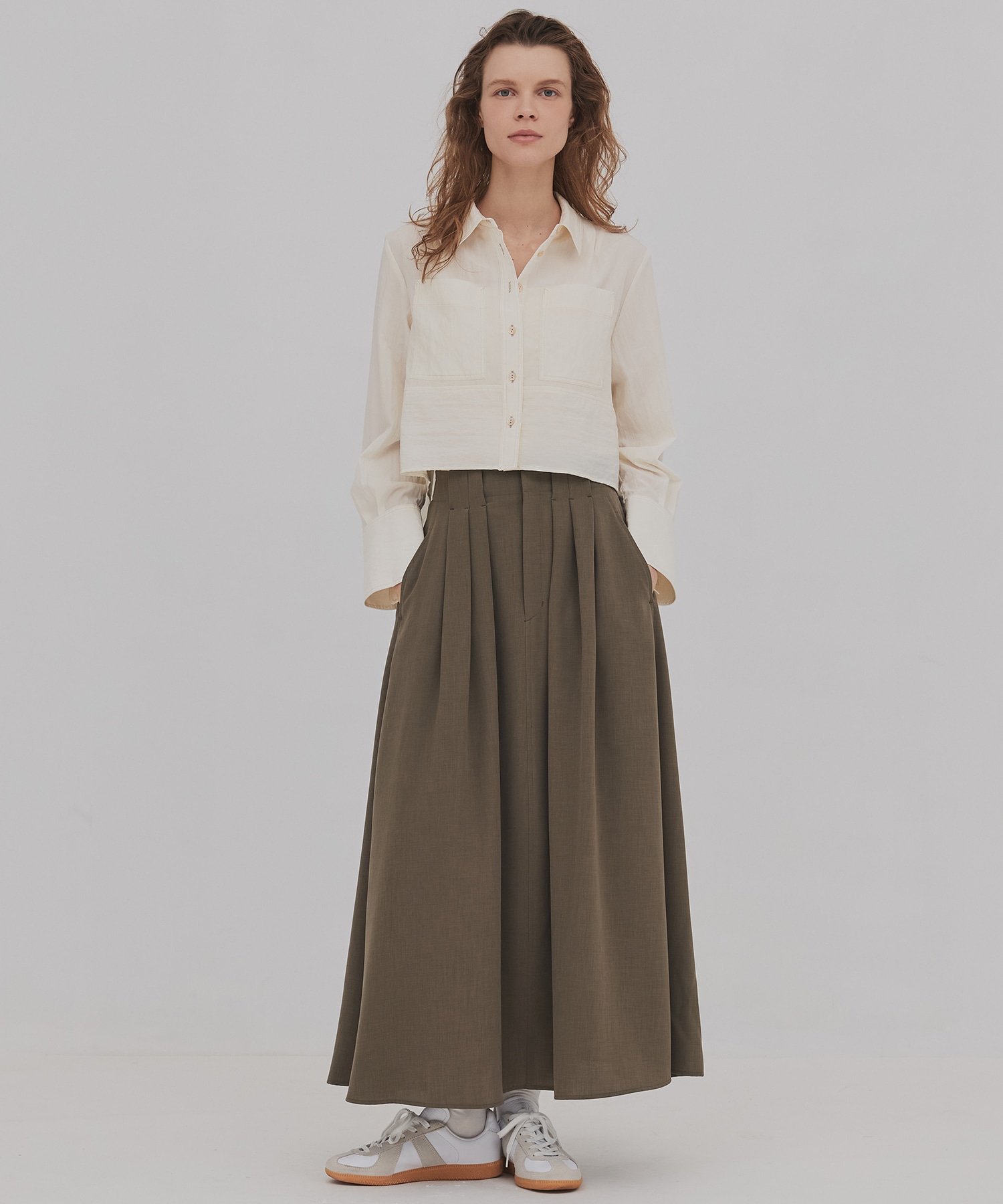 フロートタックフレアスカート