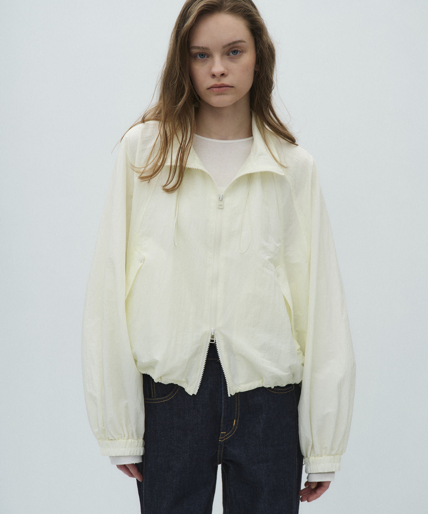 エアロンスタンドシェルジャケット