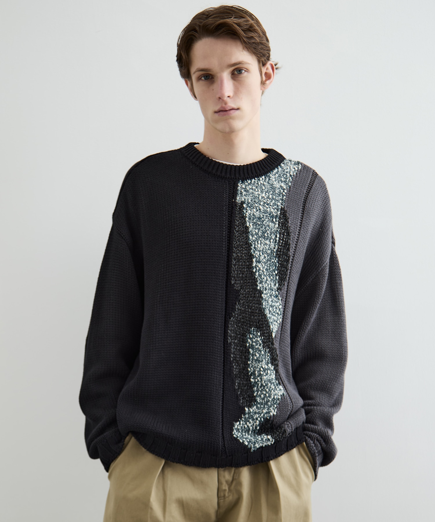 ミックスヤーンアートニット