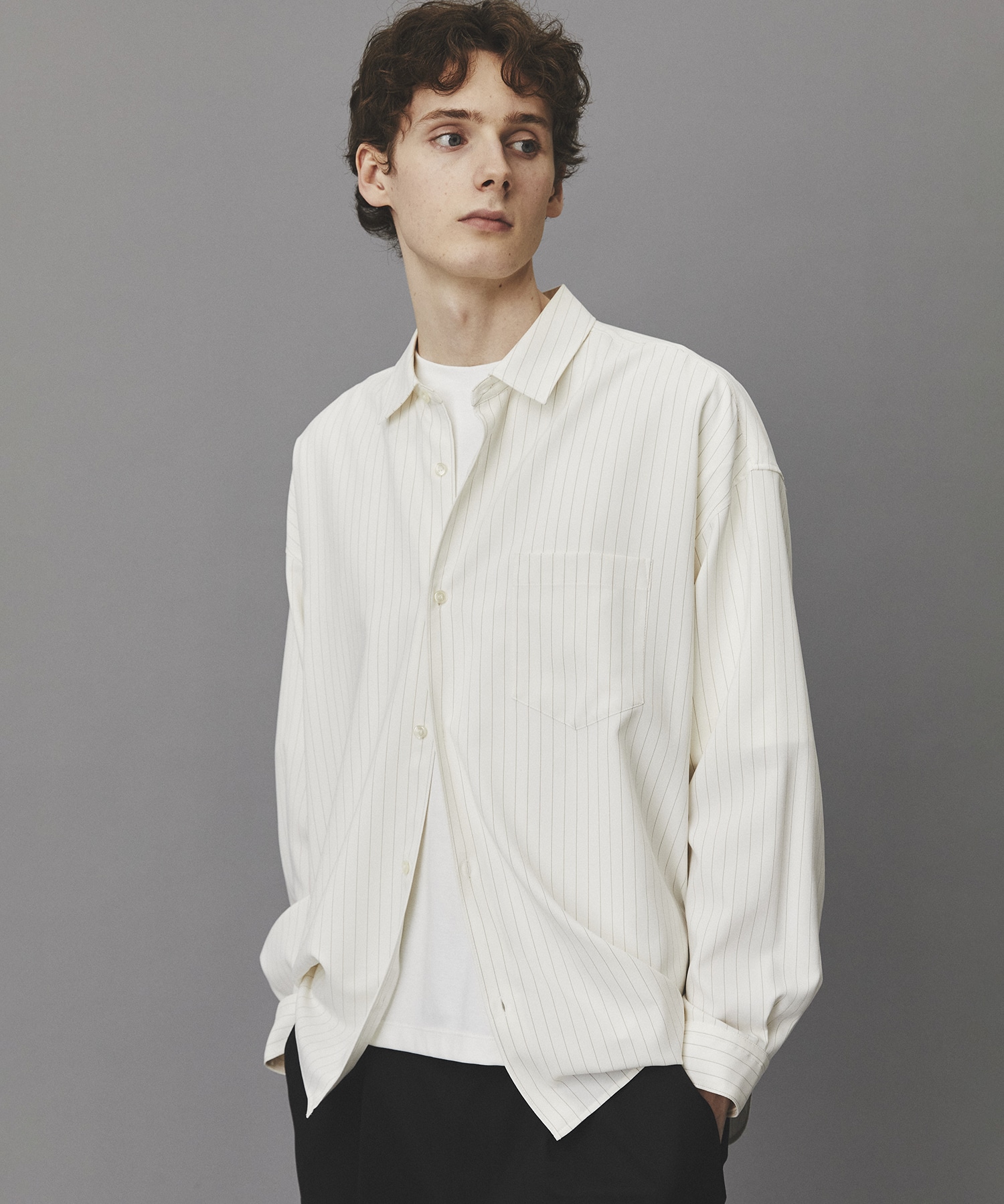 コンフォートリラックスレギュラーシャツ