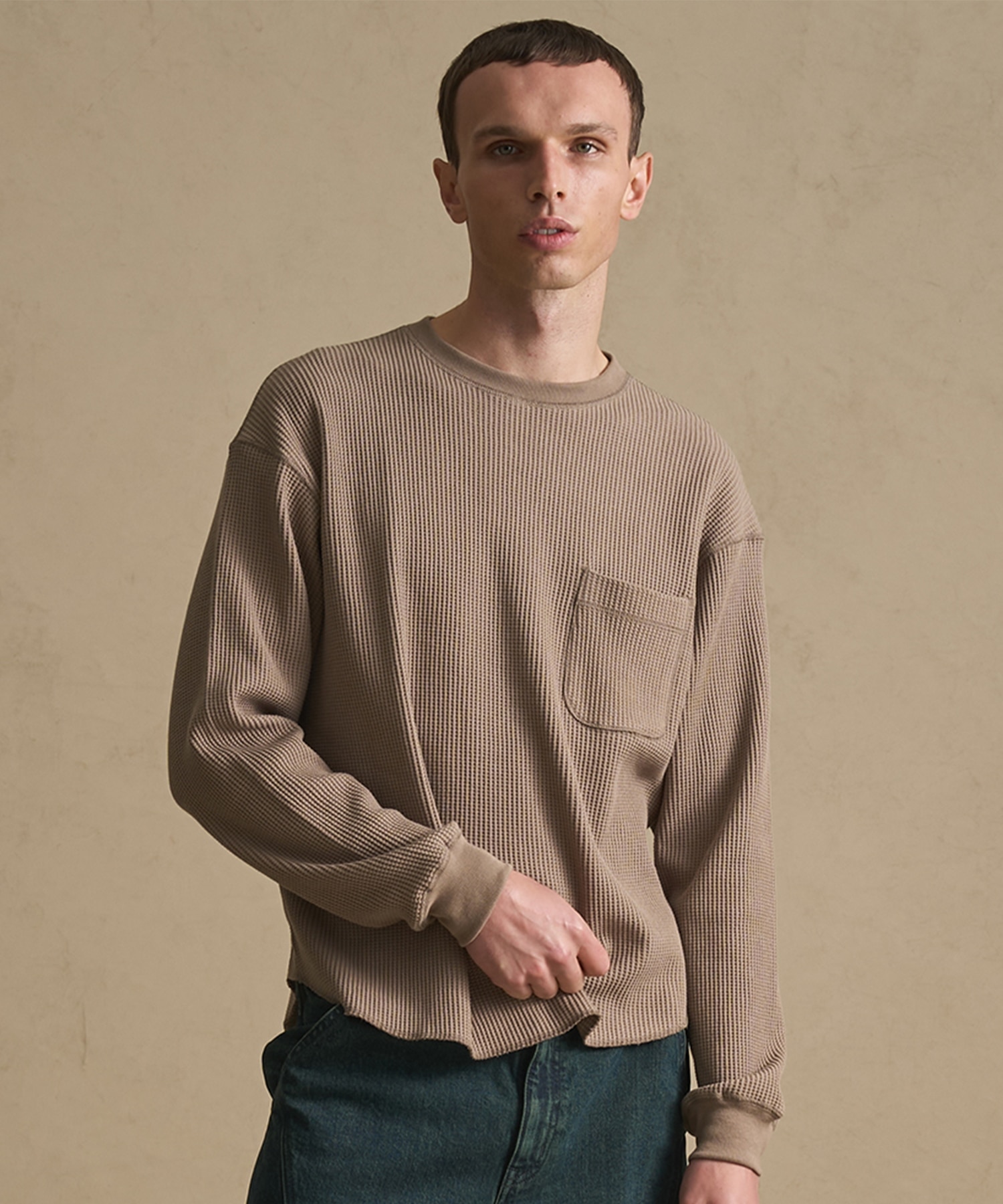 ラウンドヘムサーマルTEE