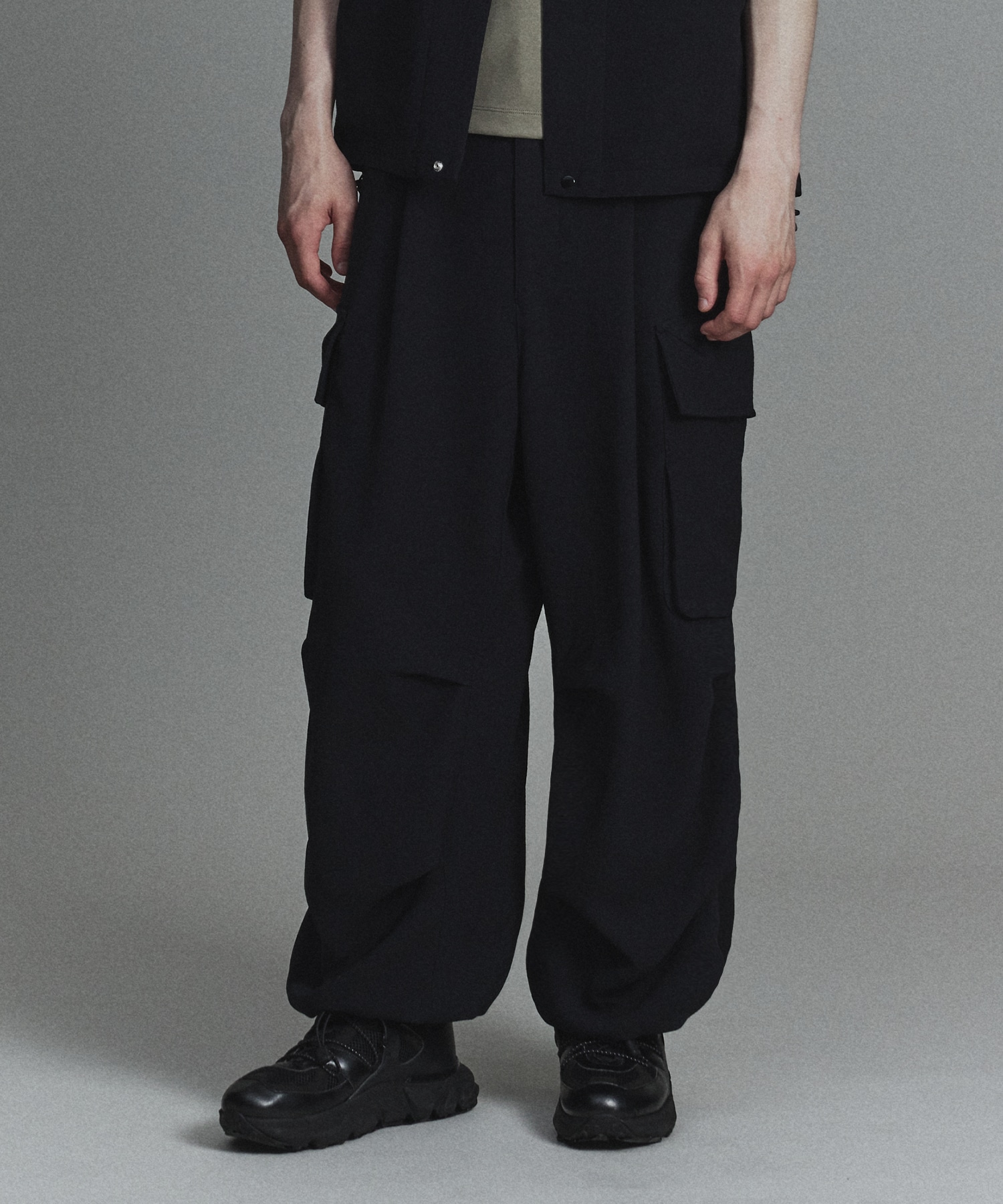 ハイコンフォートイージーカーゴパンツ