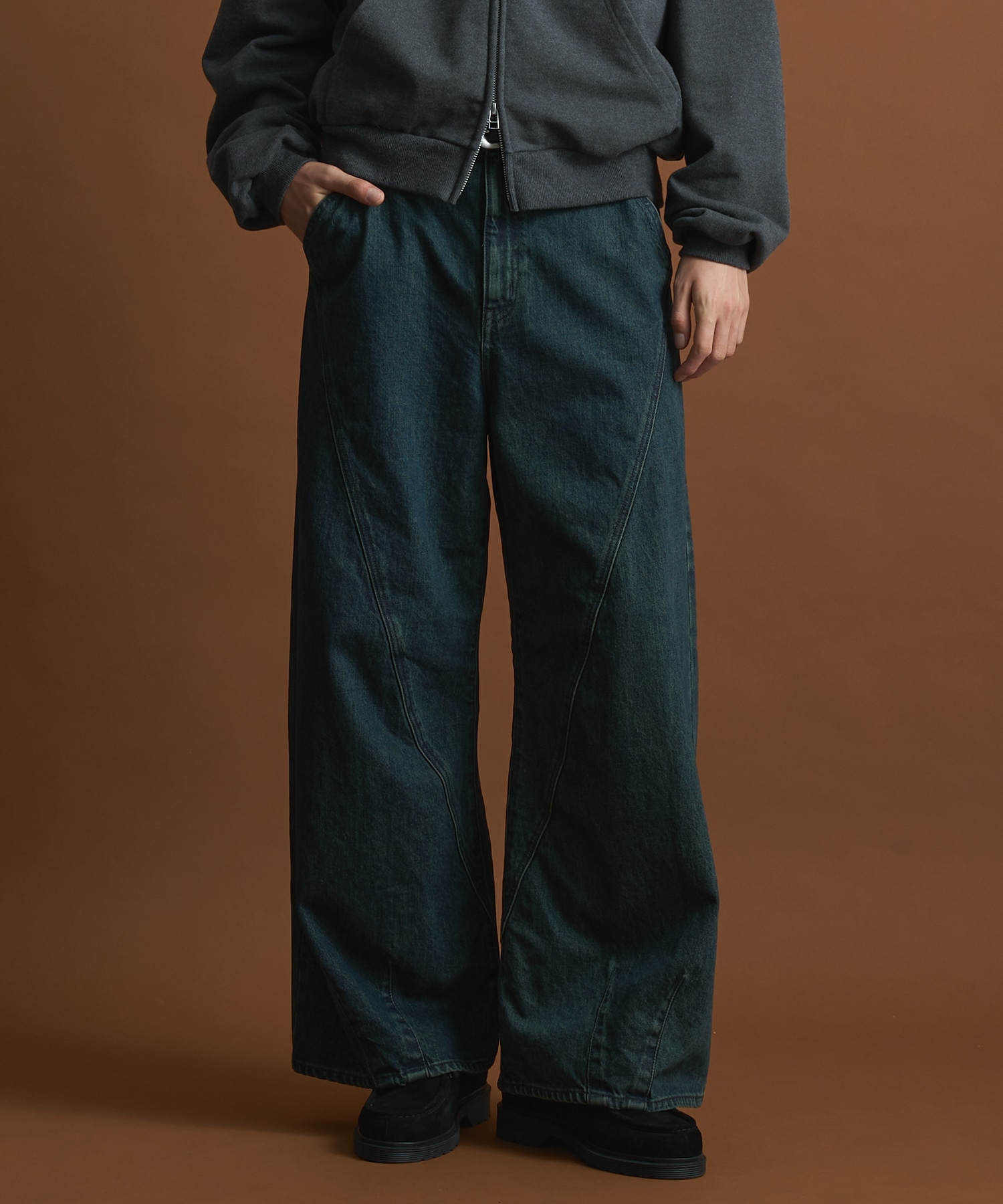 PUBLIC　DENIM　BAGGY　DENIM