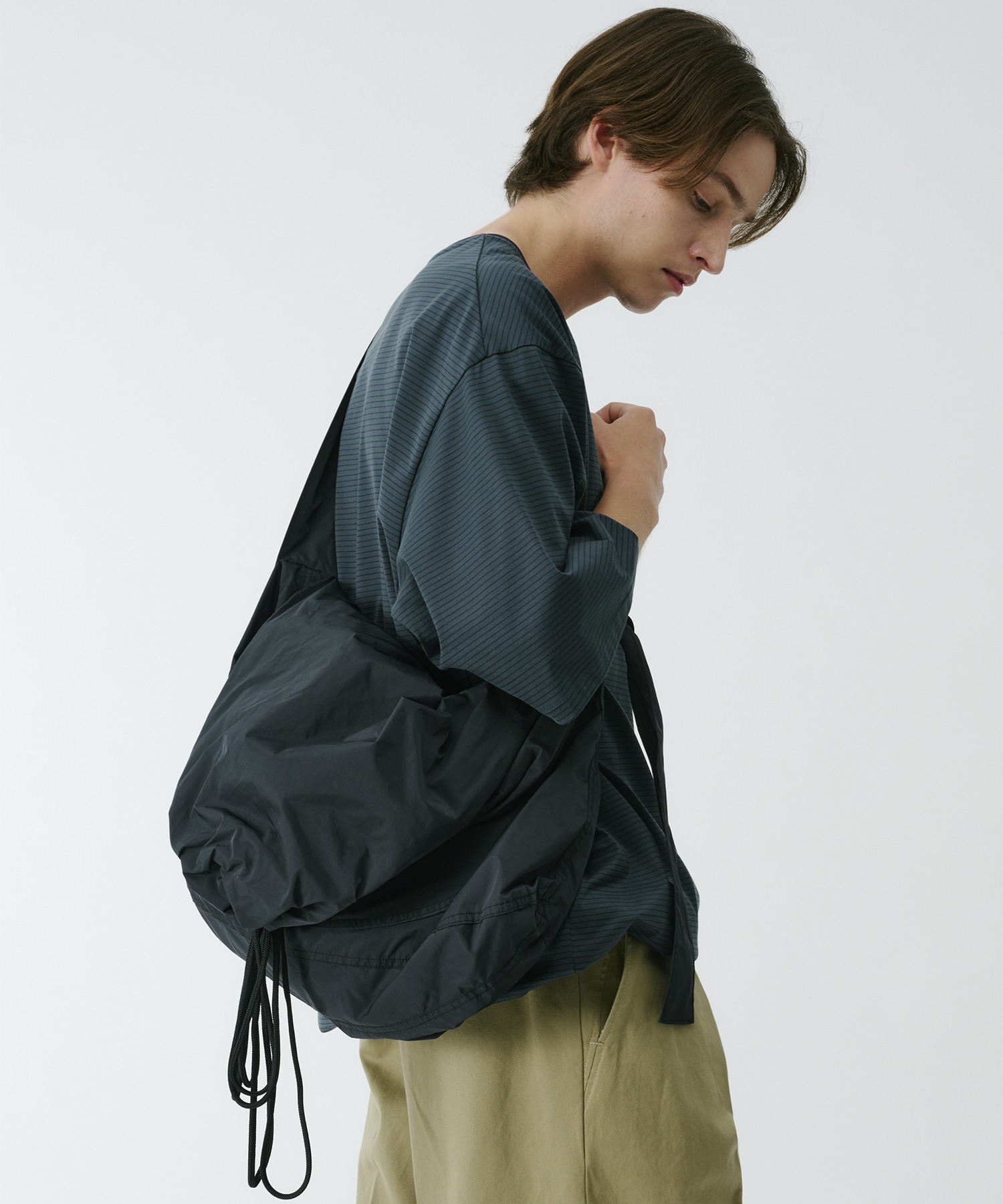 NAPRON/SHIOTA 折ショルダーL