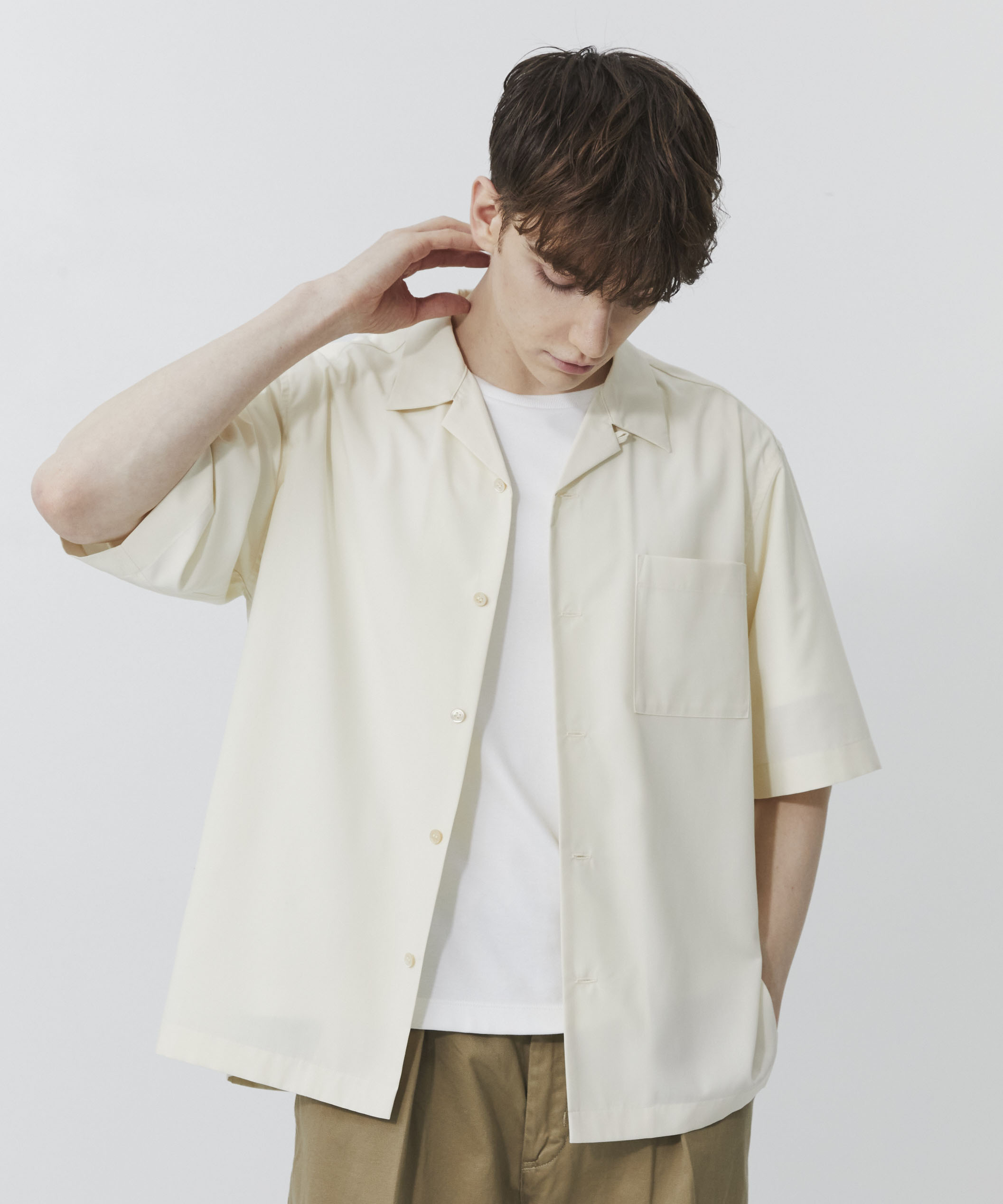 シルキータッチオープンカラーシャツ