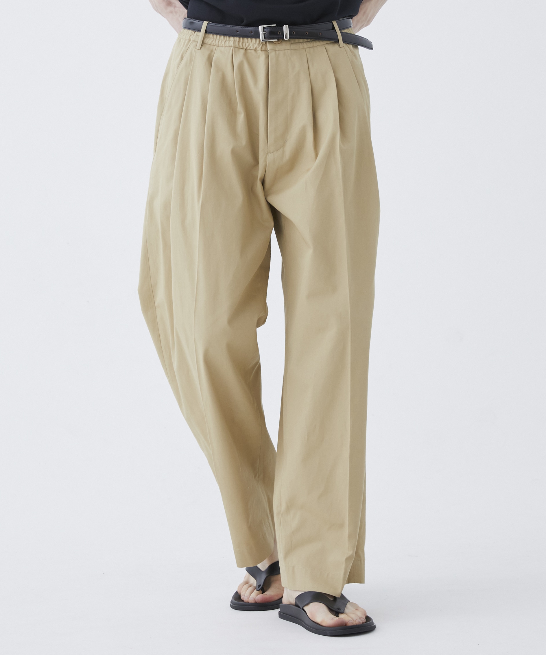 SUMMER LIGHT CHINOS