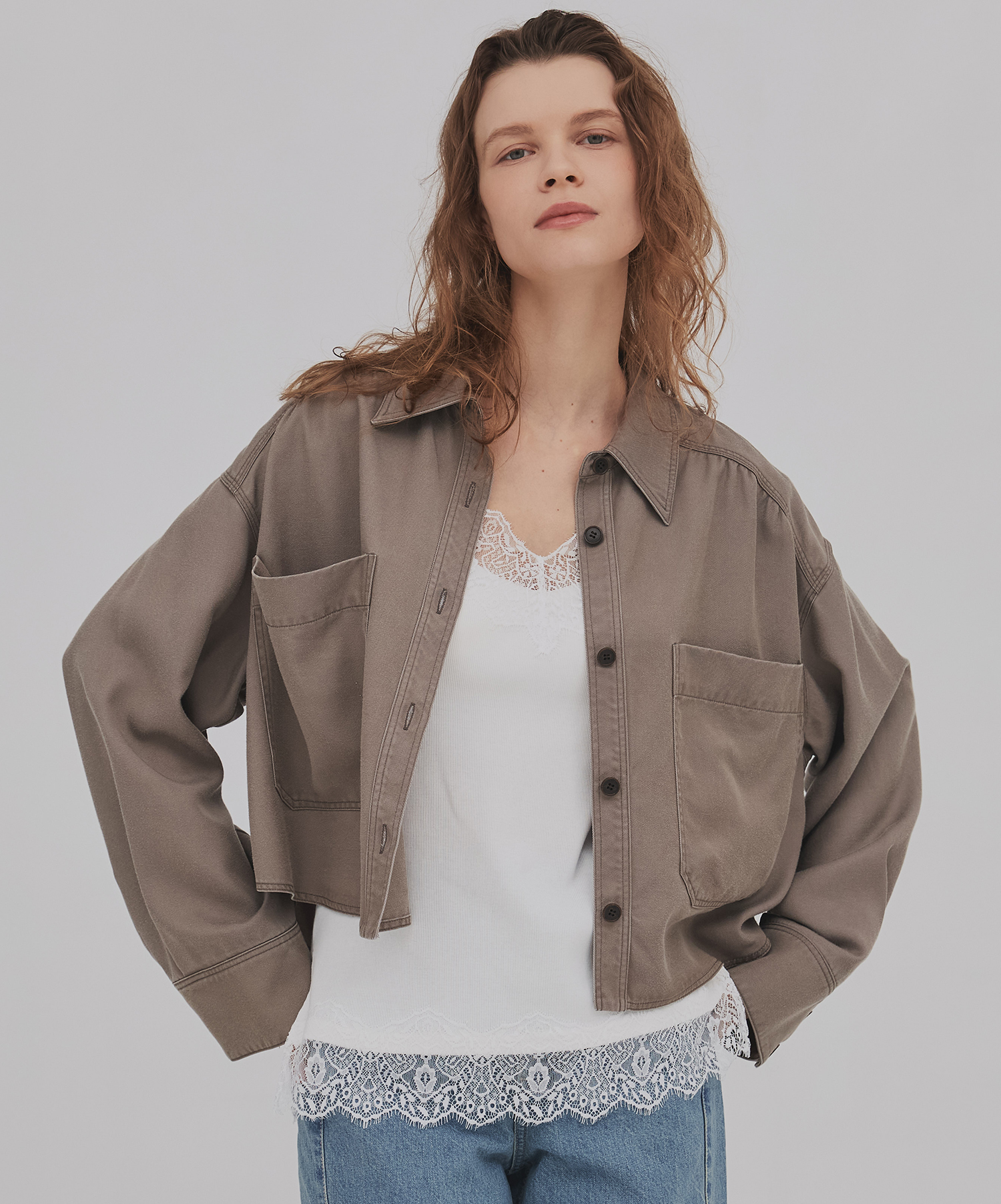 フルイドクロップドシャツ