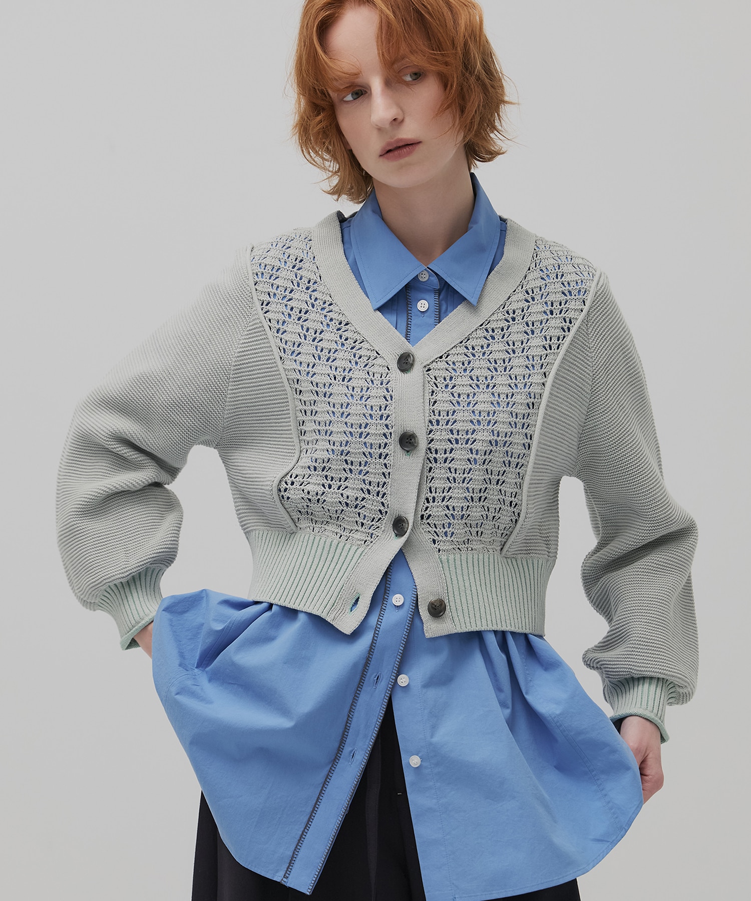 エアロVネックニットカーデ