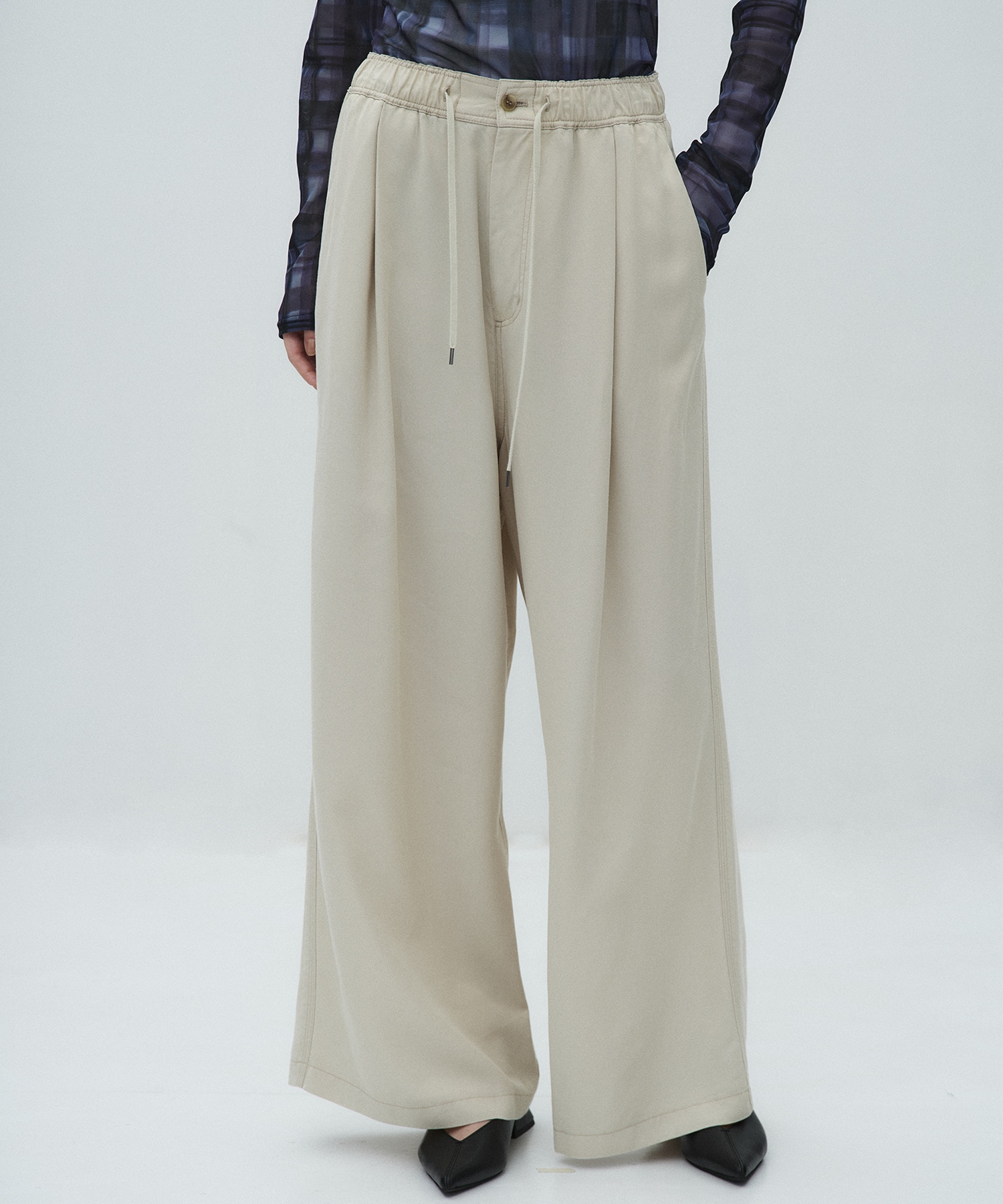 フルイドワイドイージーパンツ