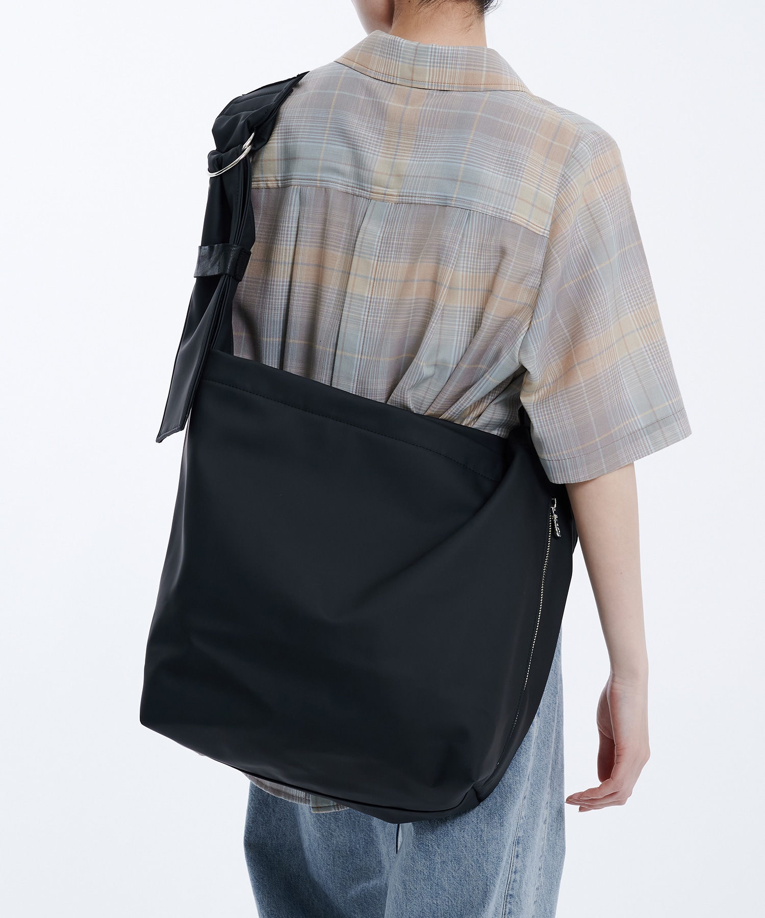 yrz タスキショルダーBAG M