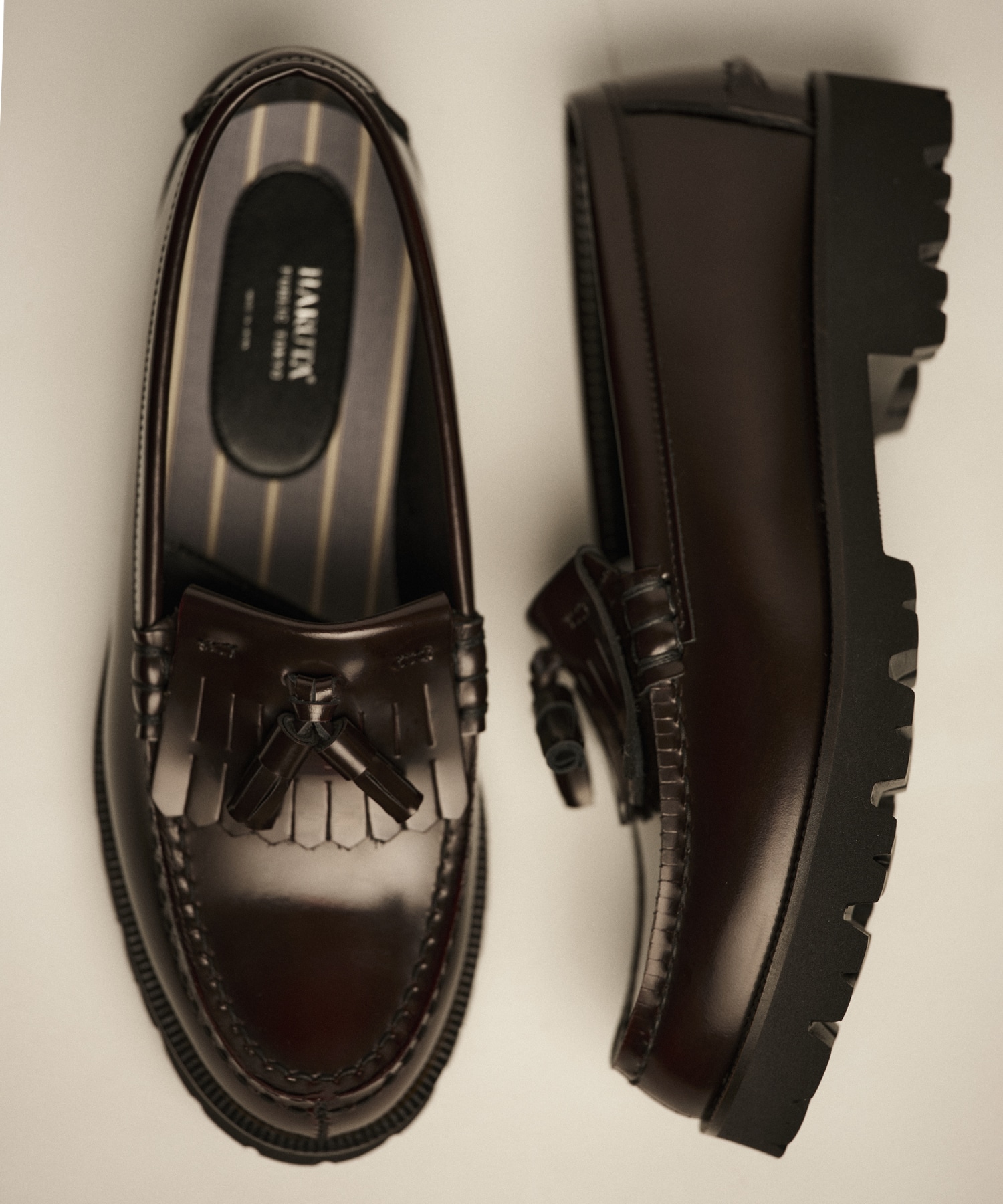 ×HARUTAタッセルローファー