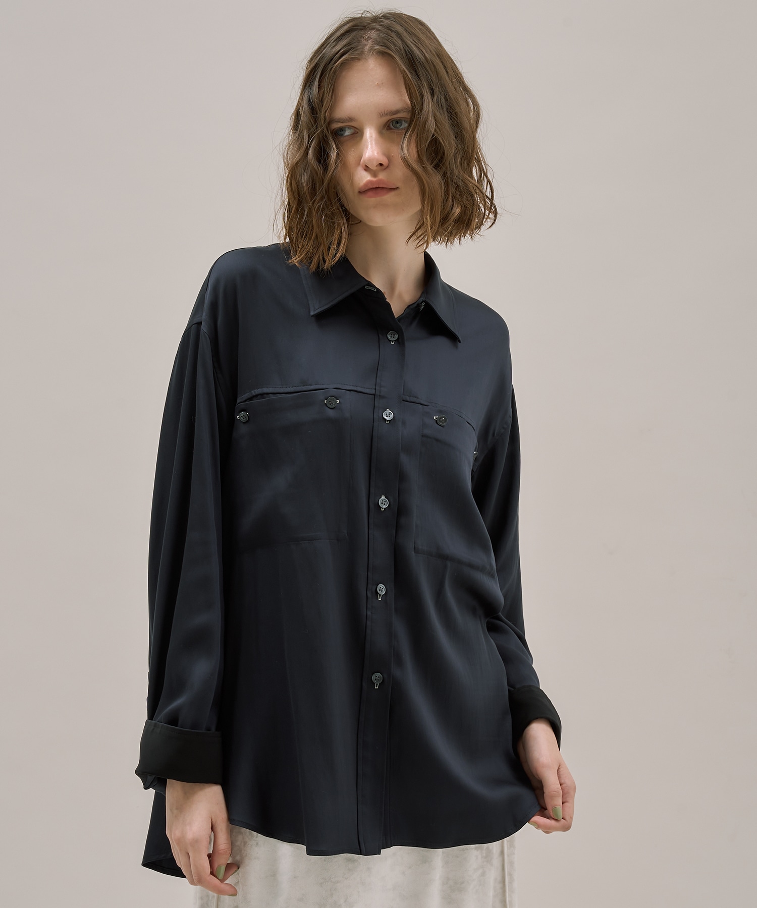 〈残りわずか〉ソフィスケイテッドオーバーシャツ