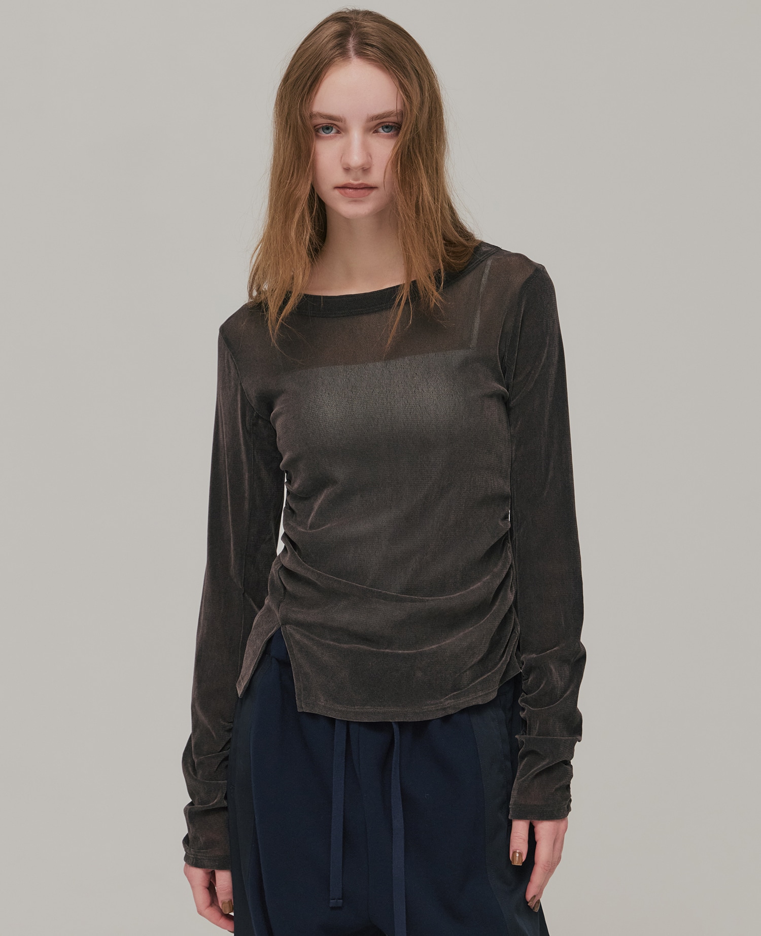 シャーリングベロアチュールスリットTOP