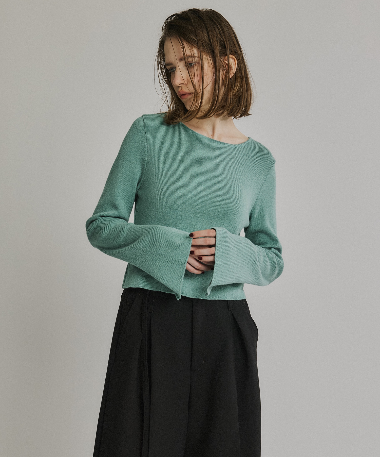 コットンカシミヤスリットスリーブニット