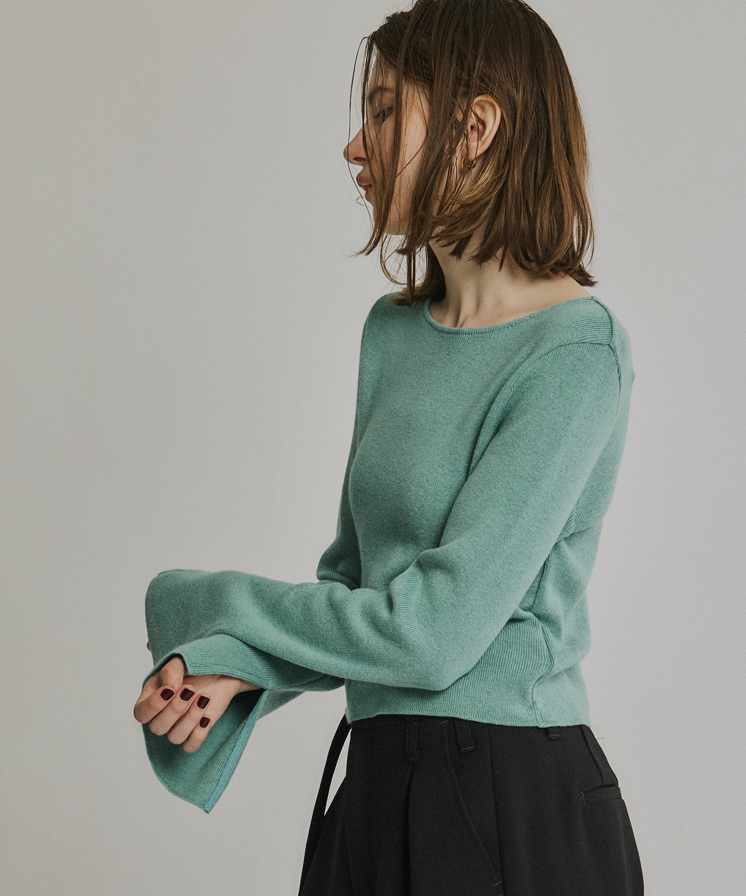 コットンカシミヤスリットスリーブニット