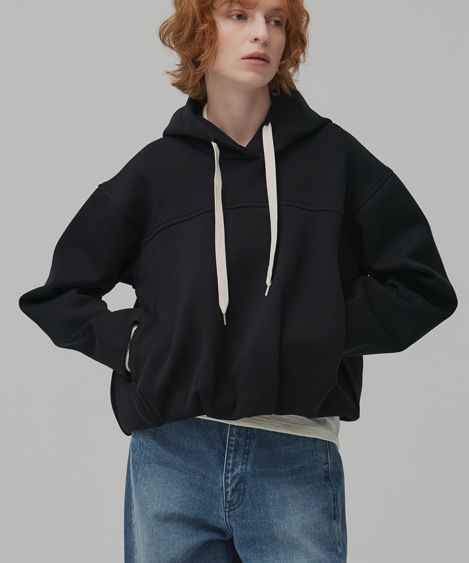 ダンボールバルーンフーディ