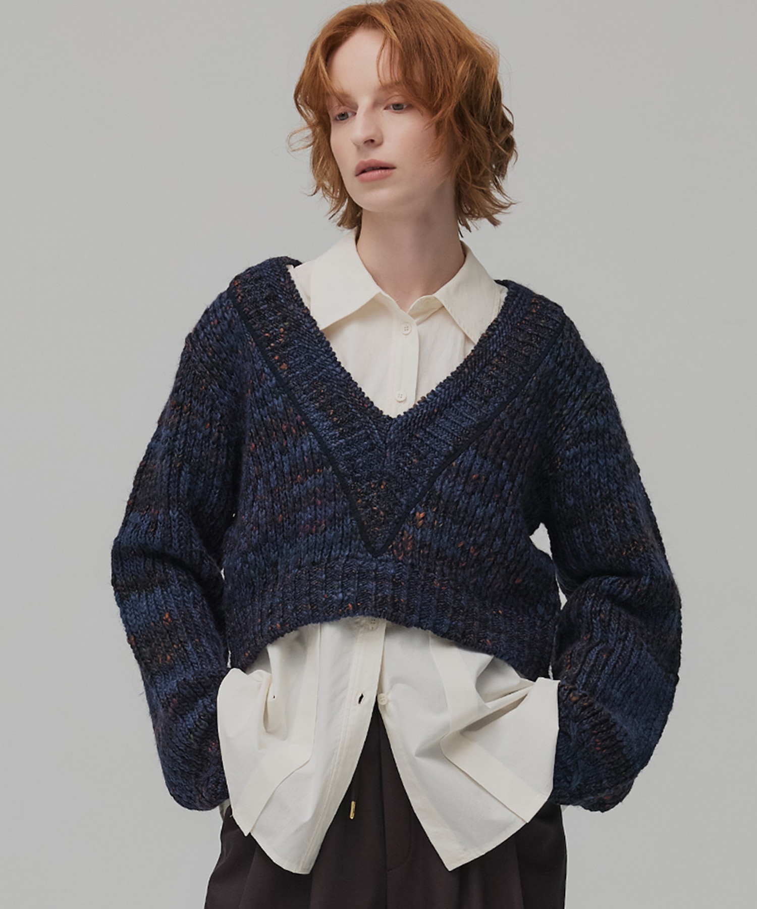 ミックスカラーVネックニット