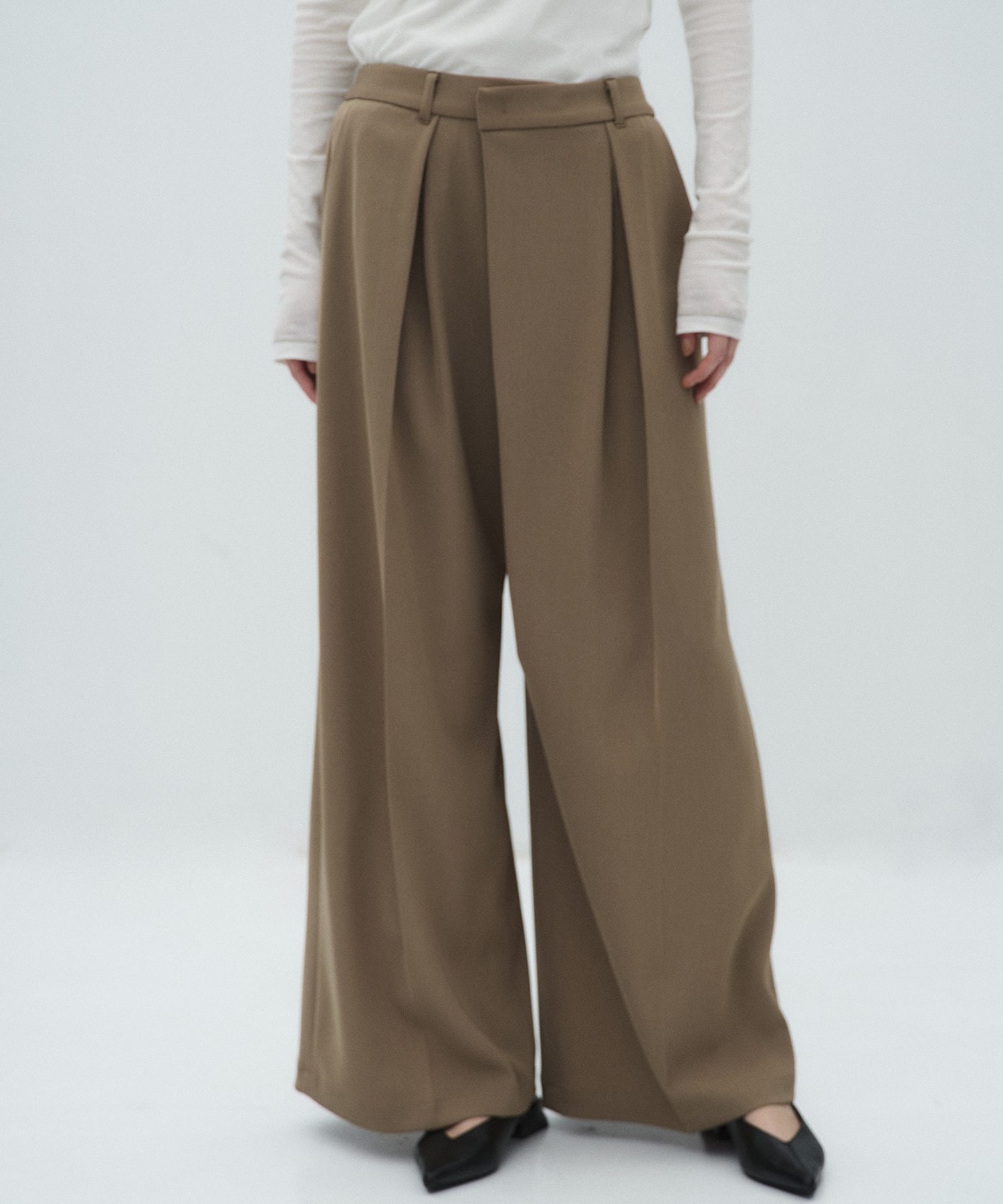 シルキーツイルアシメタックパンツ